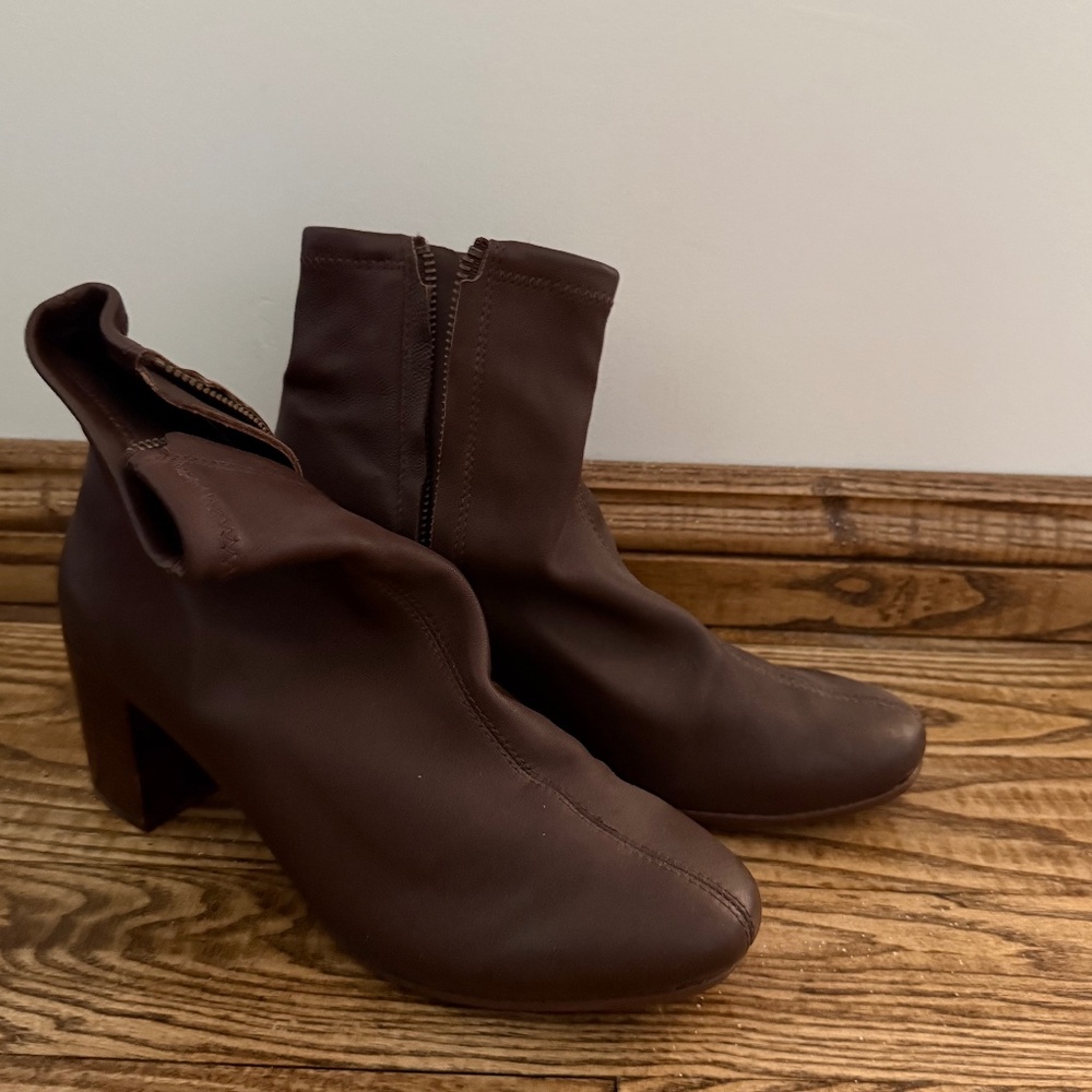 Madewell RICH Brown Sock Booties - Size 8.5